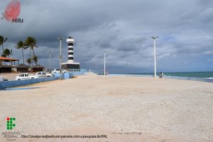 Foto do Farol visto de longe