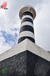 Foto do Farol visto de baixo, olhando pra cima