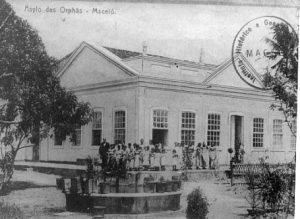 Foto antiga da escola Bom Conselho
