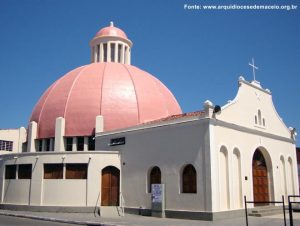 Foto recente da Igreja do Nosso Senhor do Bonfim vista do ângulo esquerdo